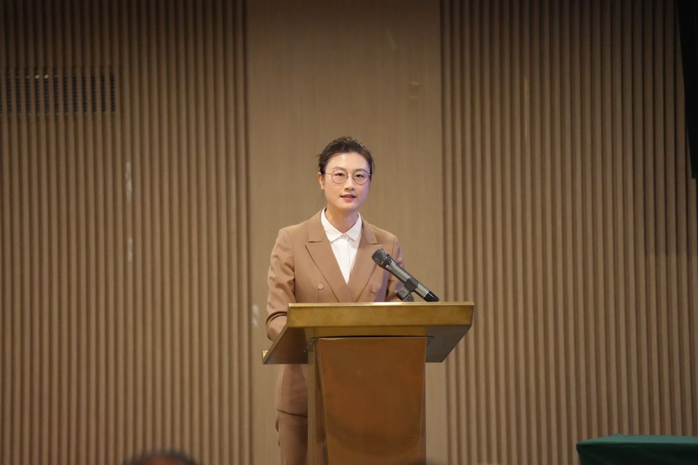 丁宁当选北京市乒协会长 张怡宁当选理事