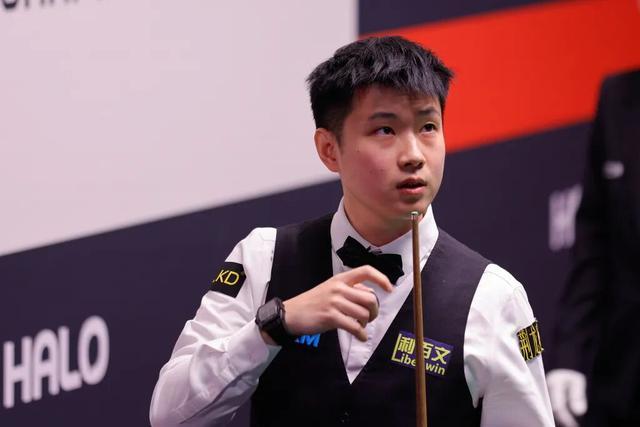 送走李昂成败笔，大连4个丢球和宋岳有关 再不补强 下半程将崩盘