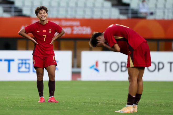 世界杯｜梅西首次未进球但送出关键助攻，阿根廷再度加时险胜挺进四强