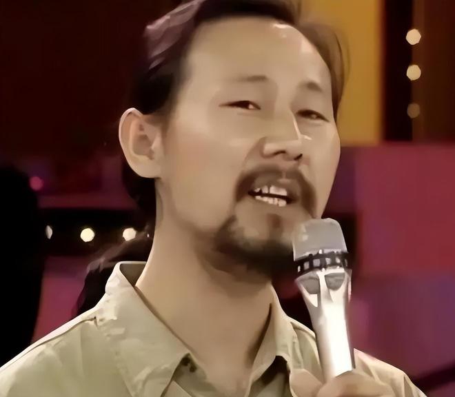 本想毁掉贾冰，却不料自己成了全网公敌，难怪郭德纲从不参加饭局