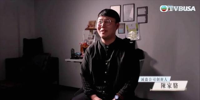 辛纳大胜德约丢盘,小拉法被日黑马逆转,丰塞卡脆败,大坂战萨巴