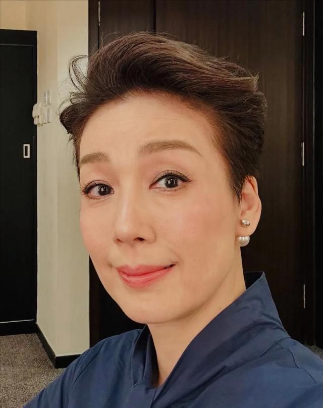辛纳大胜德约丢盘,小拉法被日黑马逆转,丰塞卡脆败,大坂战萨巴